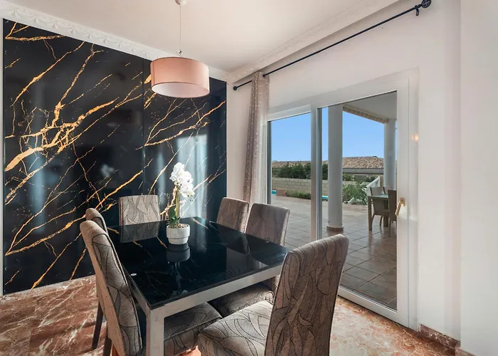 Luxury Vistas Al Mar Адехе